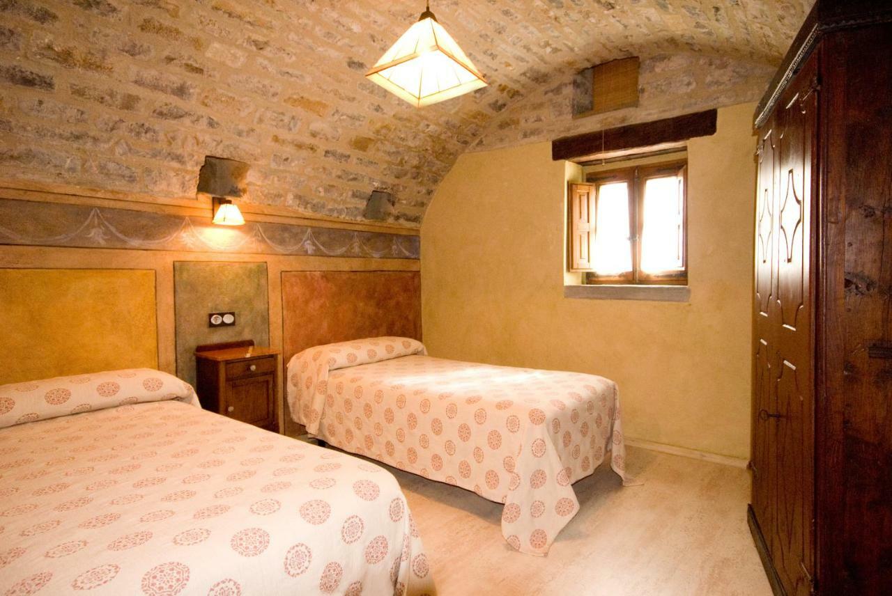 Casa Mur De Alujan Tierrantona Eksteriør billede